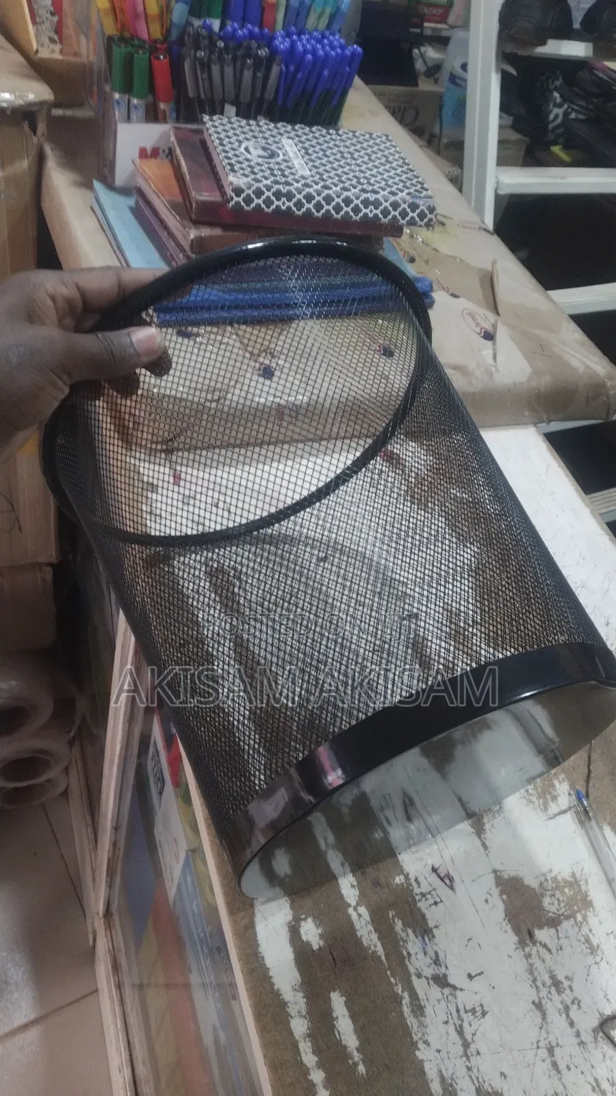 Dustbin Metallic