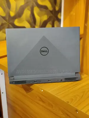New Laptop Dell G15 5511 32GB Intel Core I7 SSD 500GB