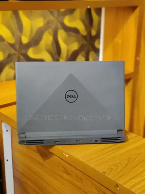 New Laptop Dell G15 5511 32GB Intel Core I7 SSD 500GB
