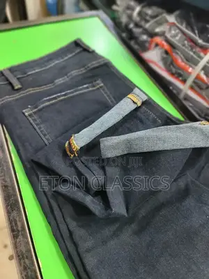 Photo - Grey Mend Vip Classic Denim Skinny Fit Jeans