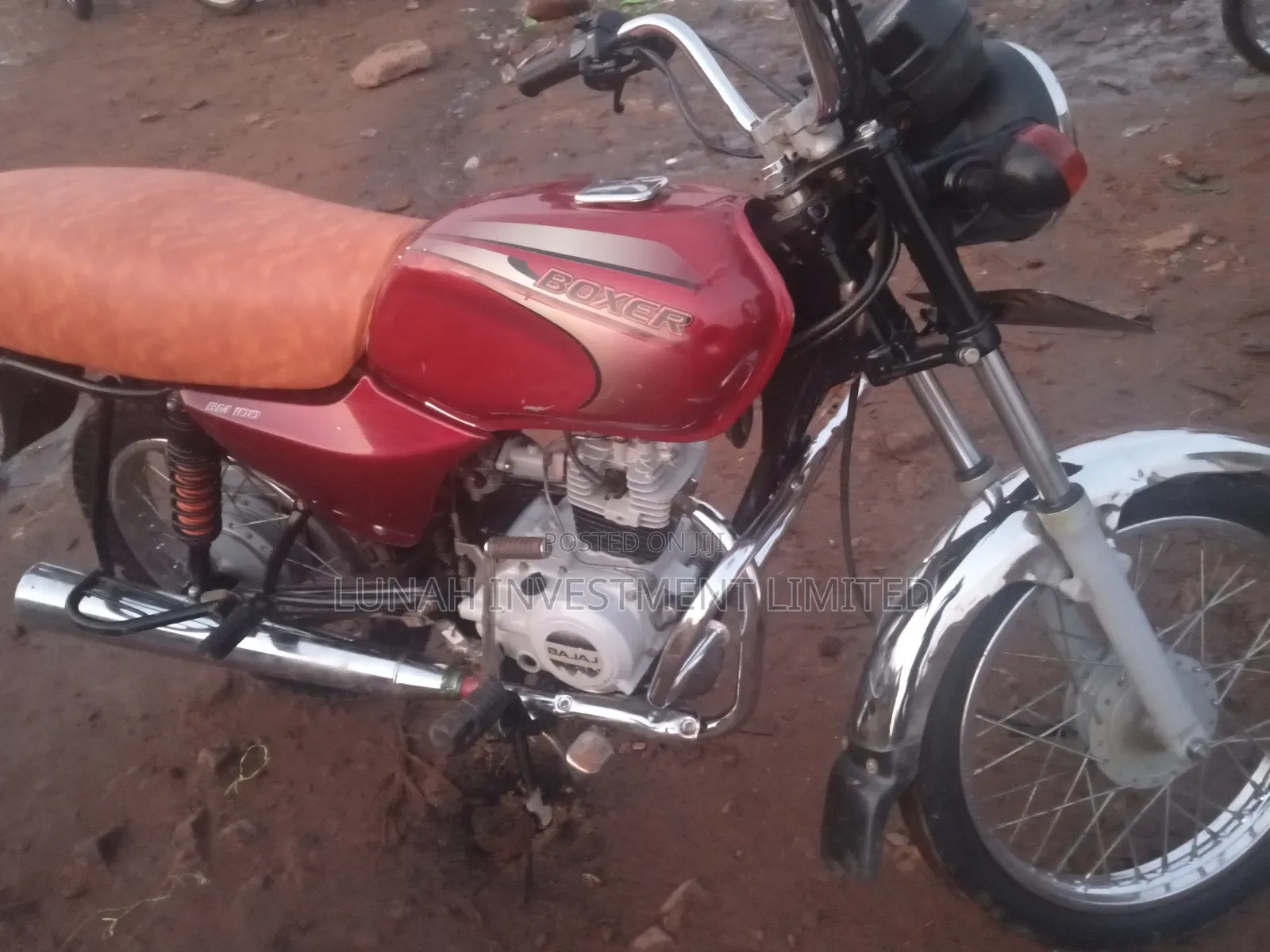 Bajaj Boxer 100 2023 Red