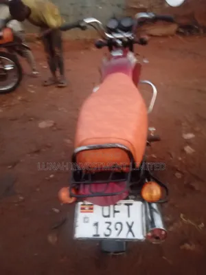 Bajaj Boxer 100 2023 Red
