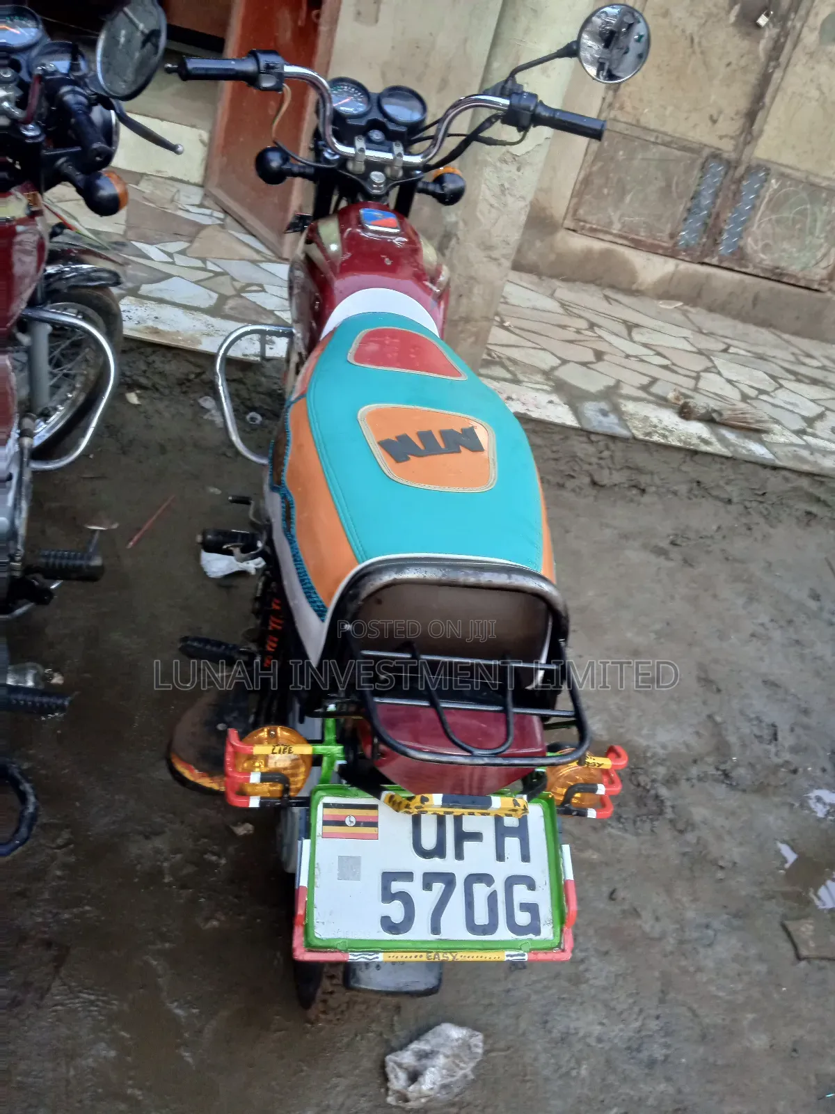 Bajaj Boxer 2023 Red