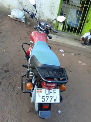 TVS HLX 125 2023 Red