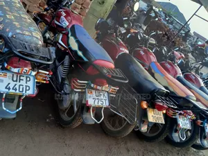 TVS HLX 125 2023 Red