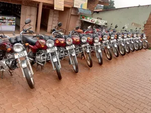Bajaj Boxer BM100ES 2023 Red