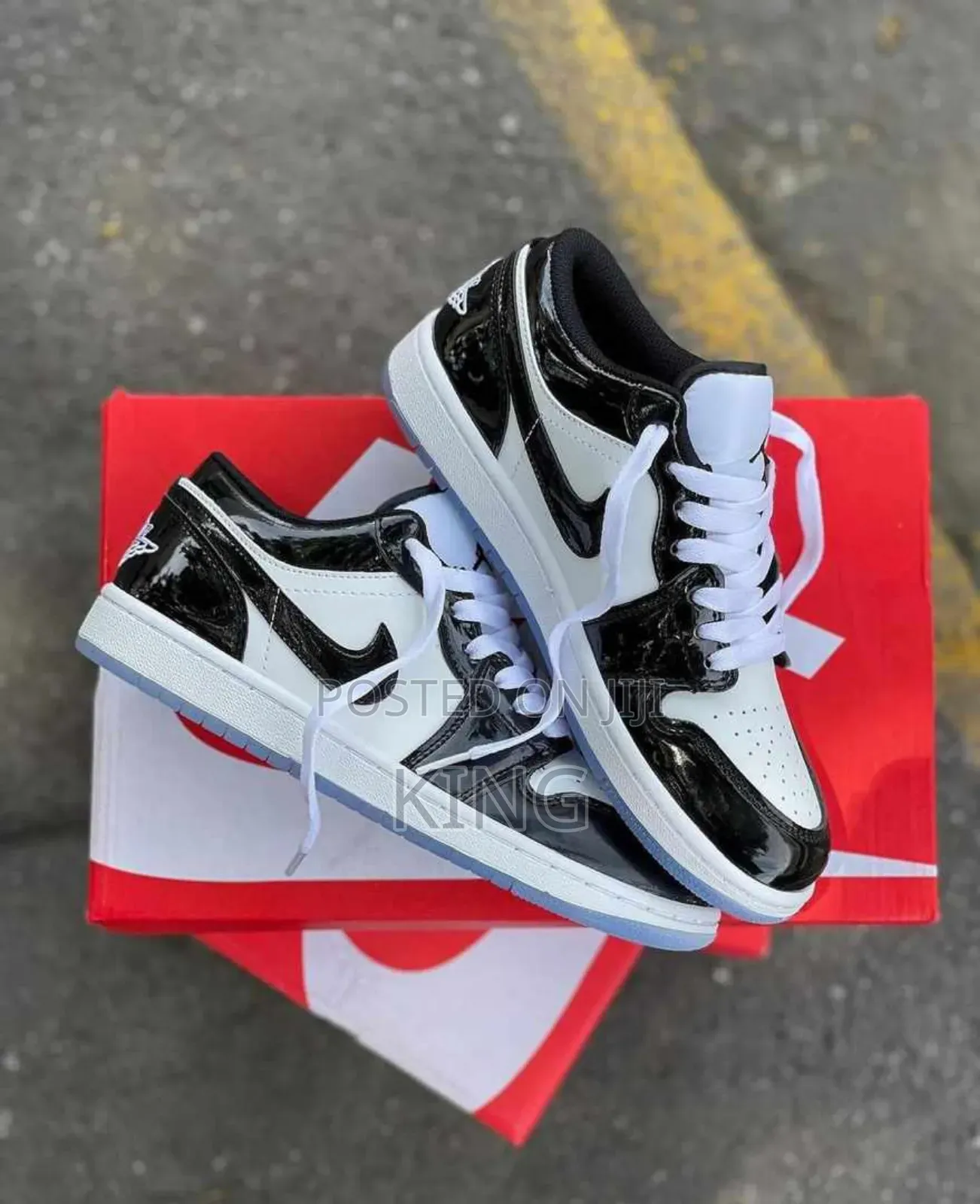 Air Jordan 1 Low SE Concord