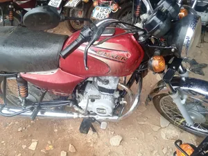 Bajaj Boxer 2024 Red