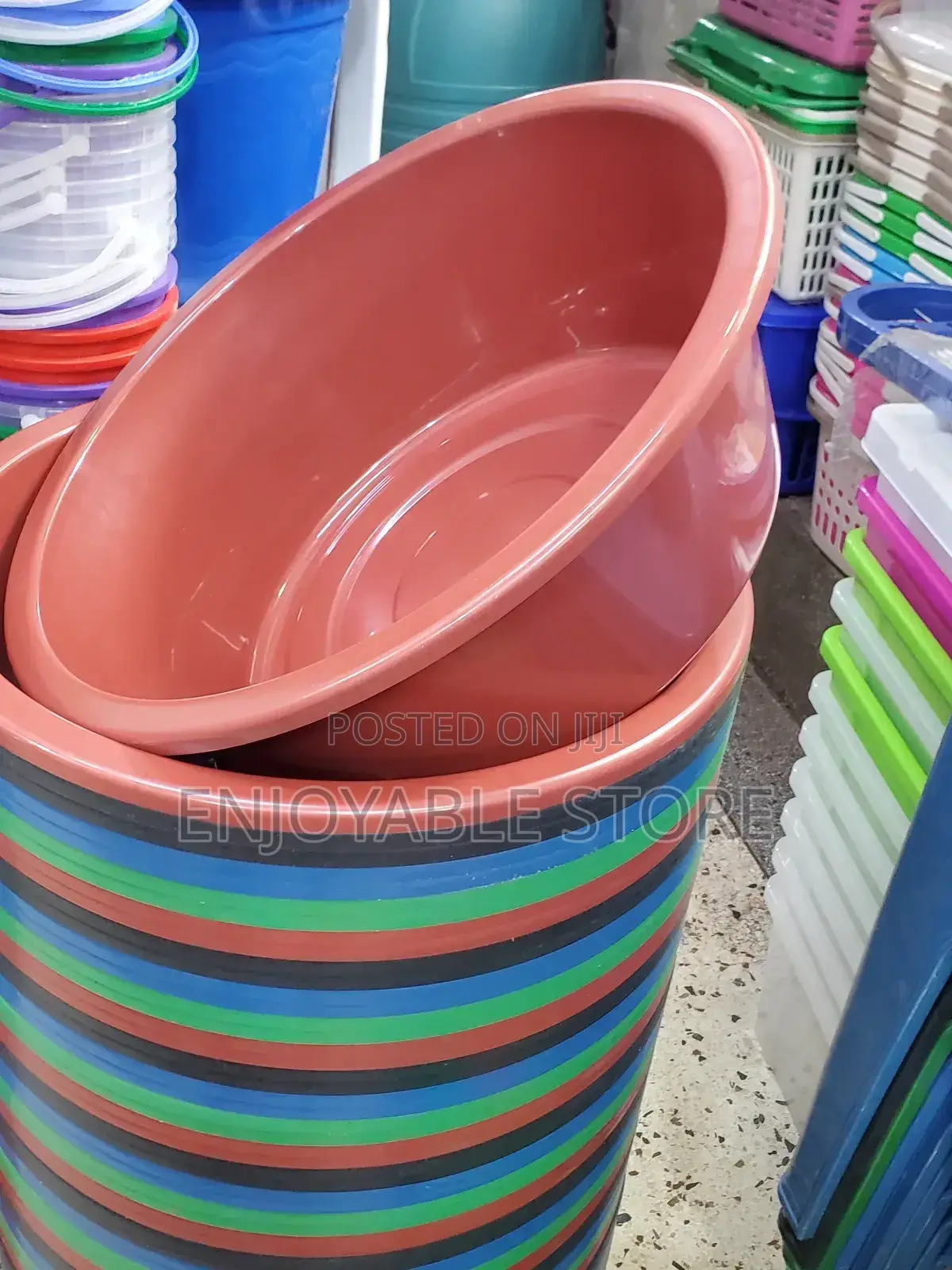 Strong Plastic Basins 1pc