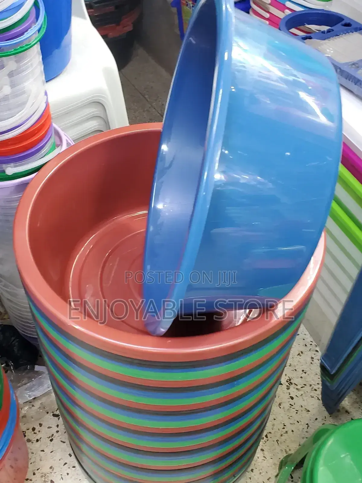 Strong Plastic Basins 1pc