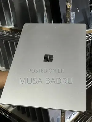 New Laptop 8GB Intel Core I7 SSD 256GB