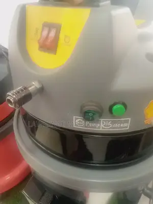Vacuum Cleaner Wet and Dry With Steam Cleaner