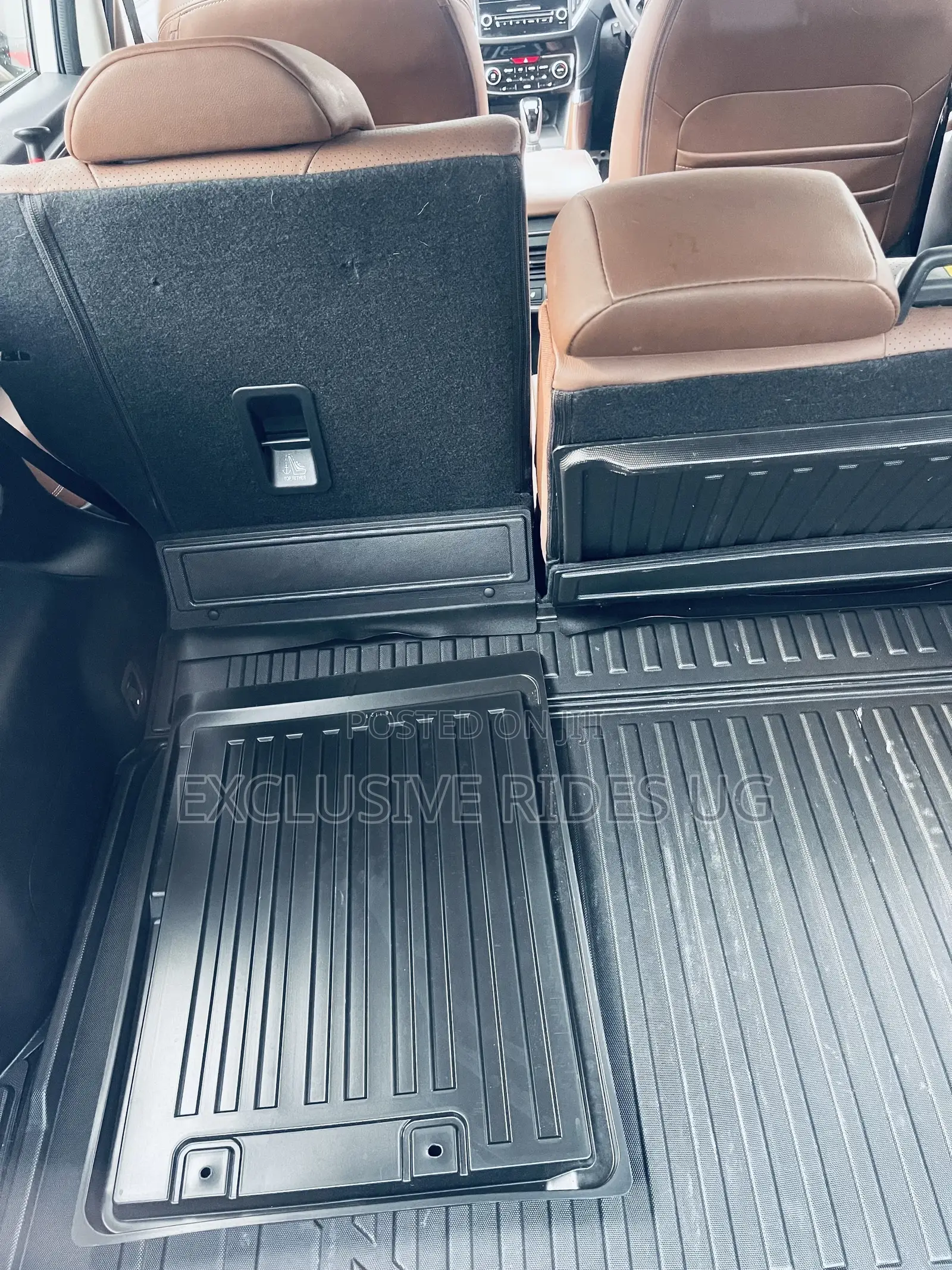 Subaru Forester Premium AWD 2020 White