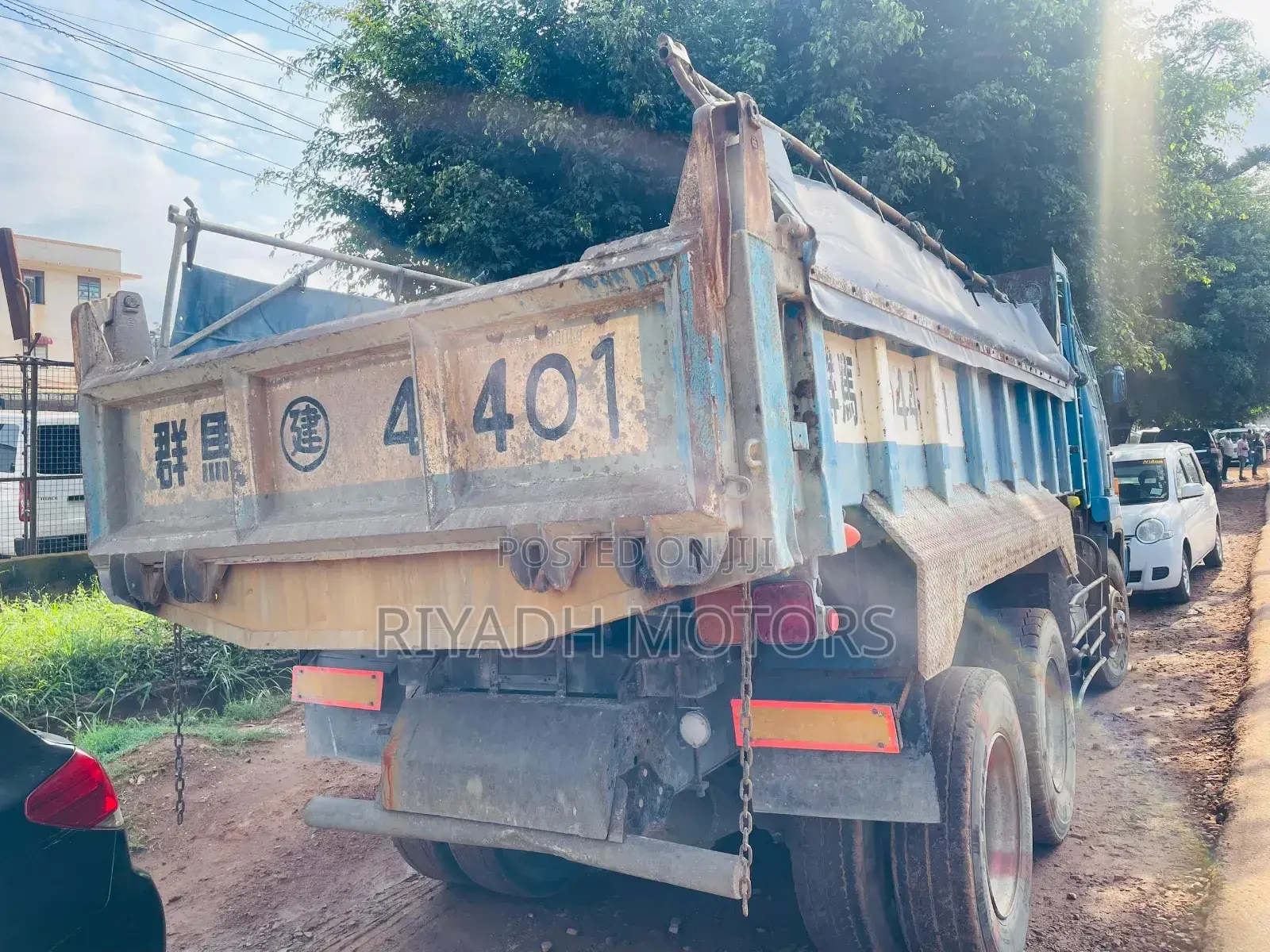 Isuzu Tipper 10 Tyres
