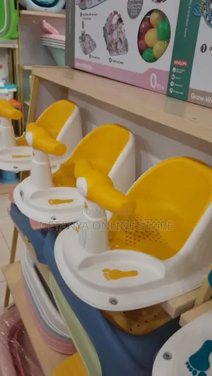 Photo - Baby Bath Tub Sit Up Chair