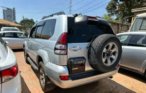 Toyota Land Cruiser Prado 2.7 i 2010 Silver