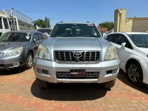 Toyota Land Cruiser Prado 2.7 i 2010 Silver