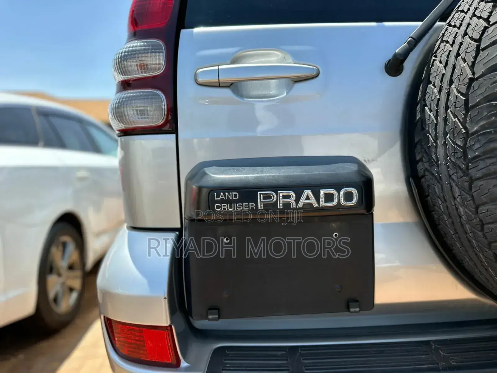 Toyota Land Cruiser Prado 2.7 i 2010 Silver