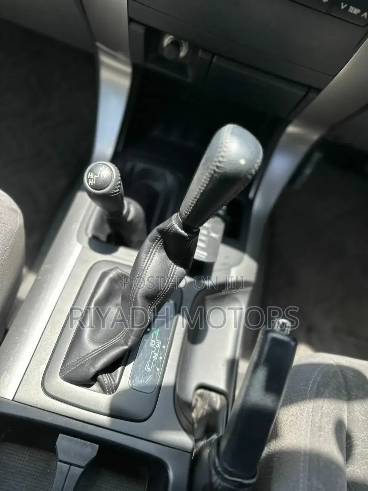 Toyota Land Cruiser Prado 2.7 i 2010 Silver