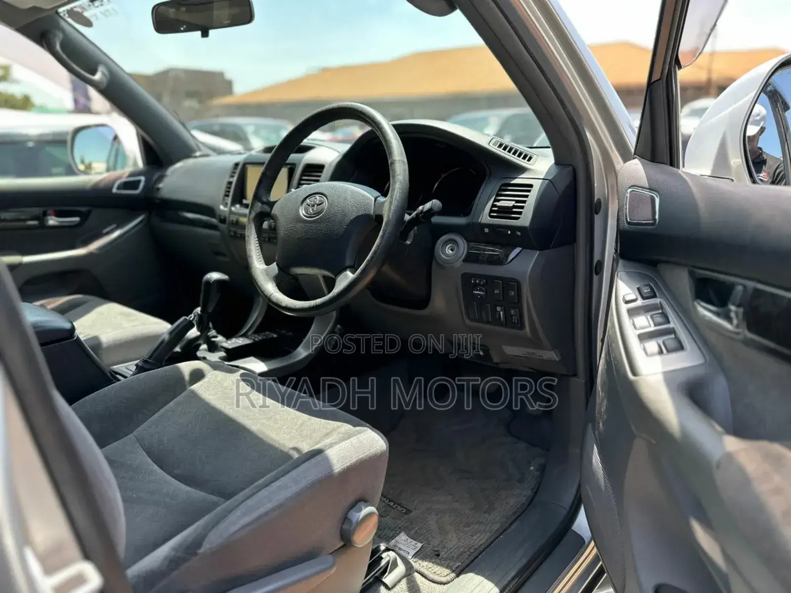 Toyota Land Cruiser Prado 2.7 i 2010 Silver