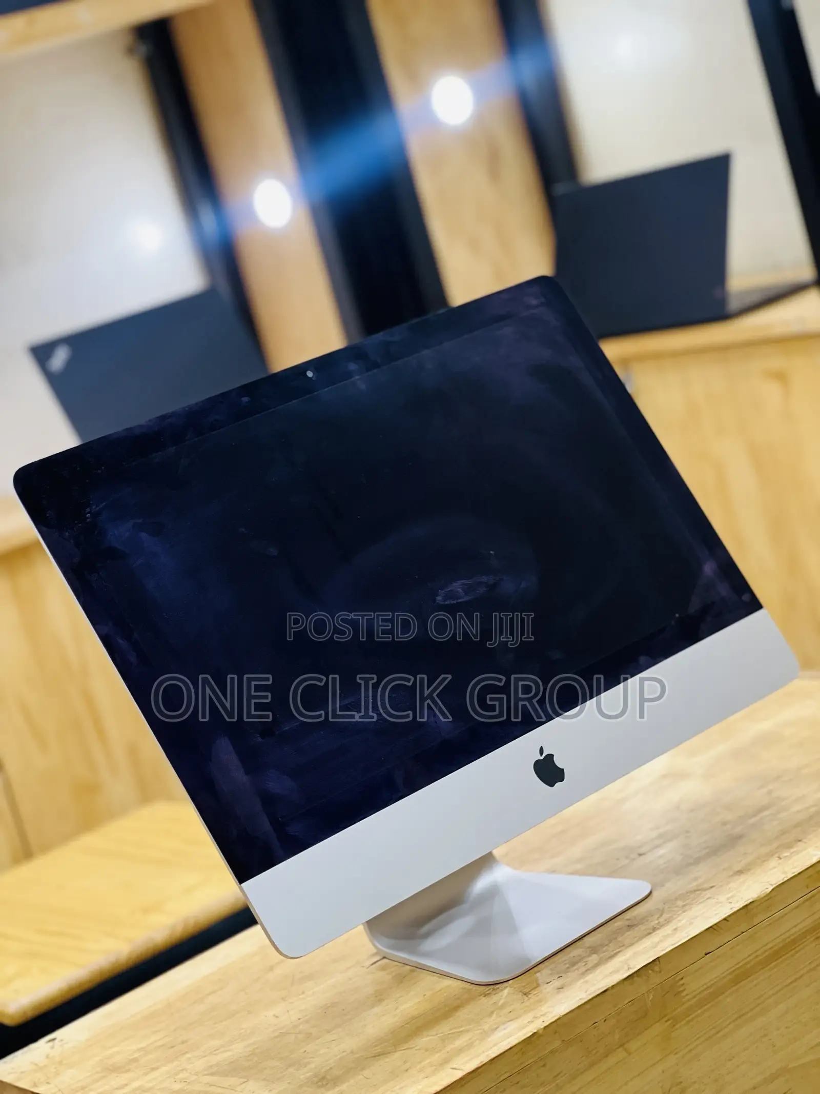 Desktop Computer Apple iMac 8GB Intel Core I5 SSD 512GB