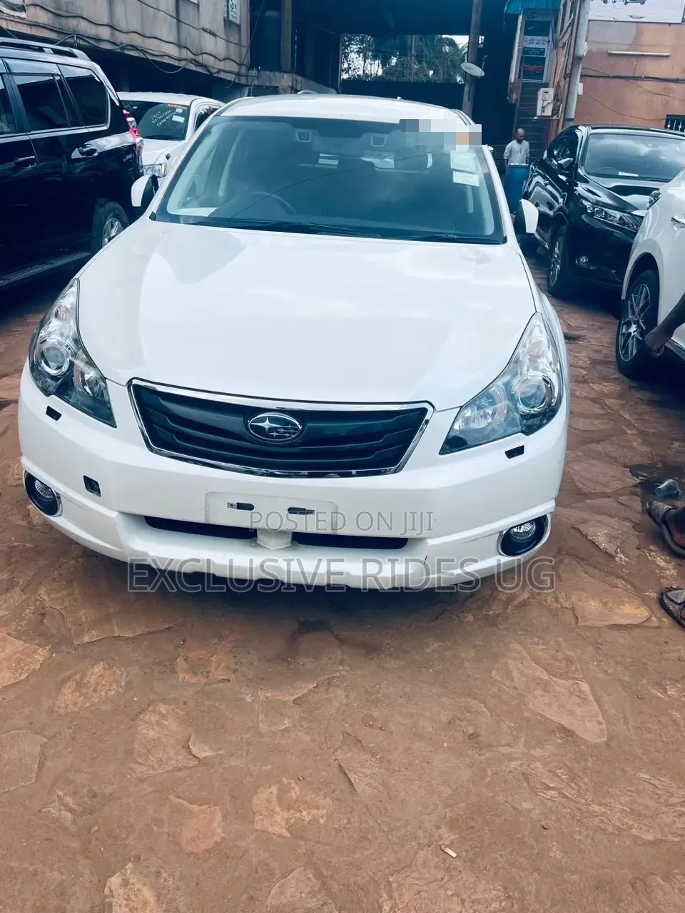 Subaru Outback 2.5i Premium CVT 2012 White