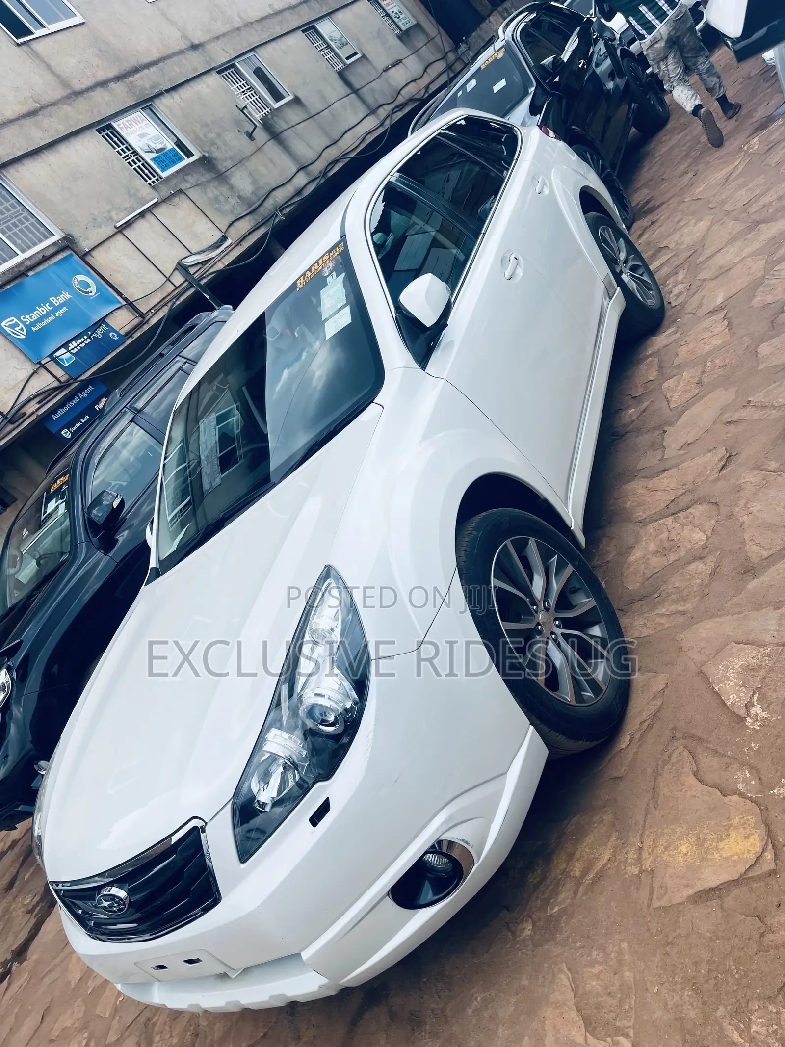 Subaru Outback 2.5i Premium CVT 2012 White