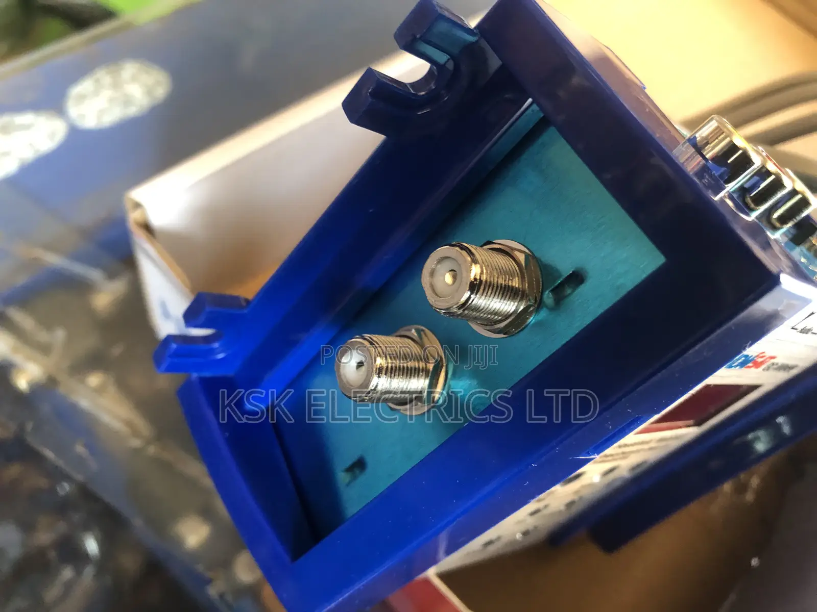 HDMI Sat Hd/Av to RF Modulator