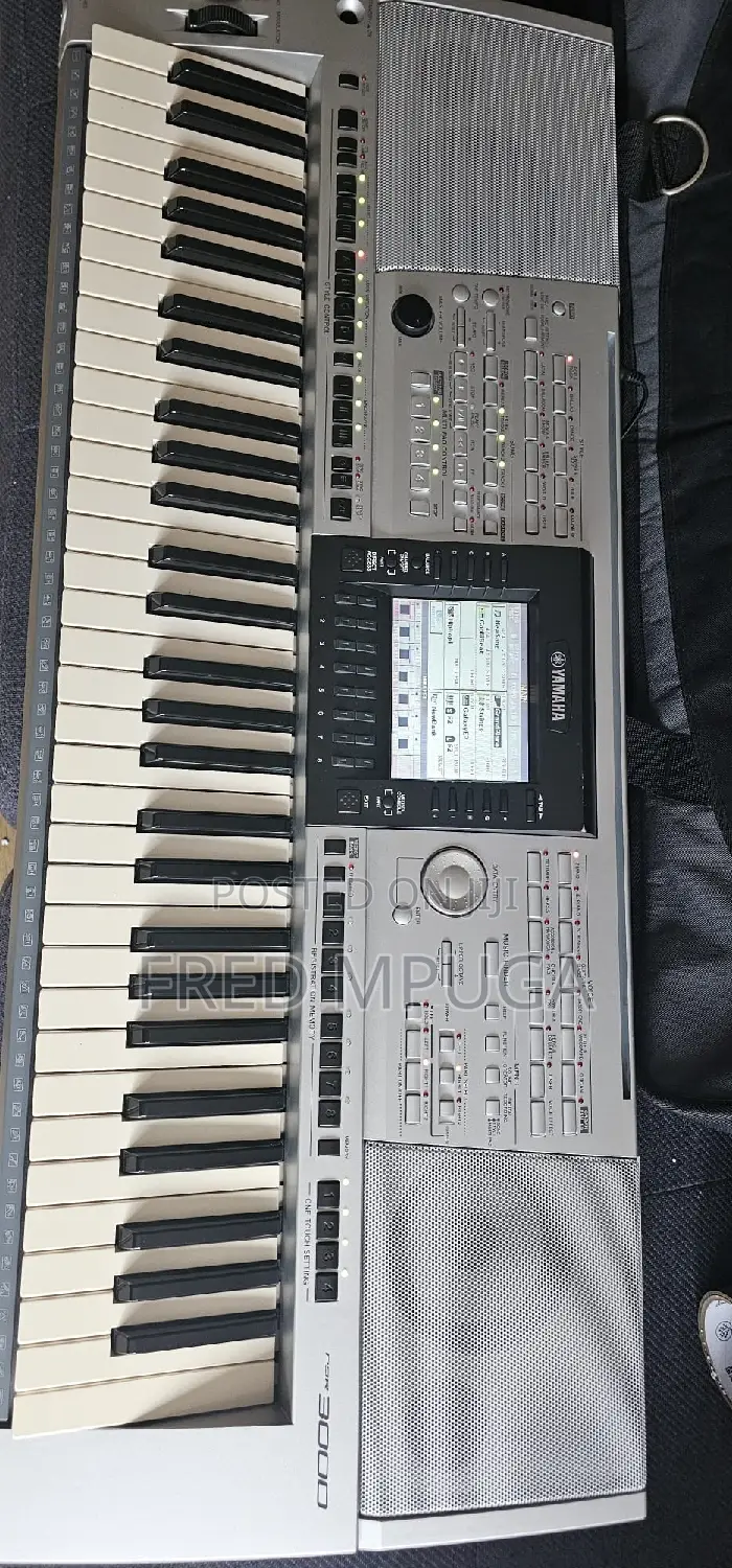 Yamaha Keyboard PSR 3000