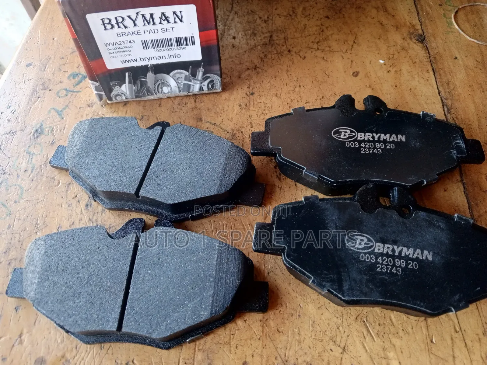 Front Brake Pads W211 Mercedes Benz