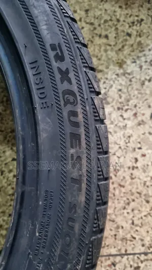 275/40r21 Rxquest