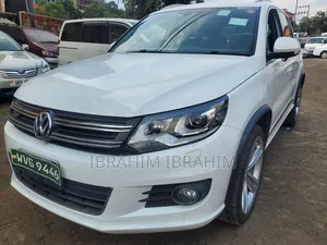 Volkswagen Tiguan 2012 White