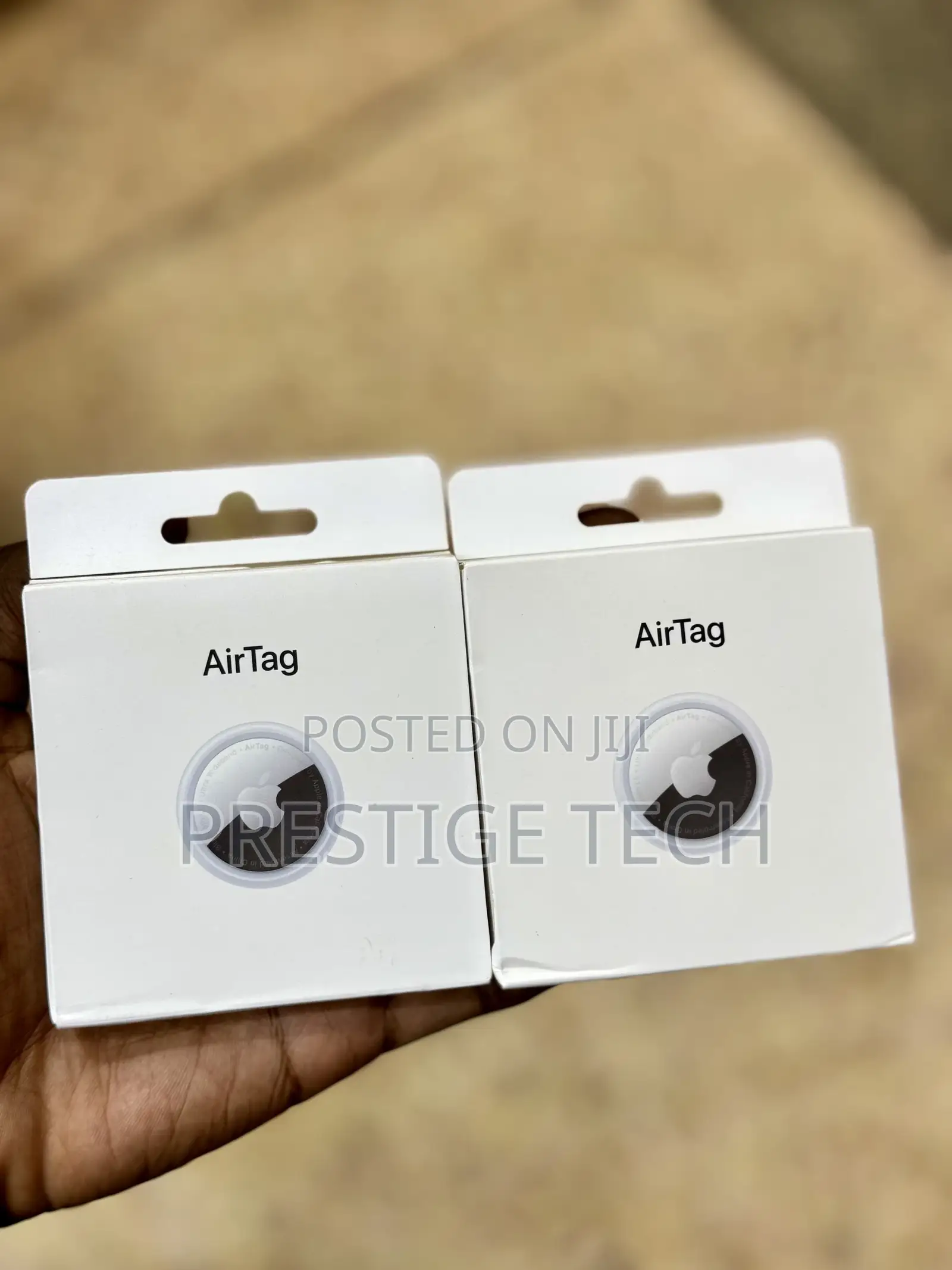 Apple Airtag / Air Tag (Item Tracker, Car Tracker)
