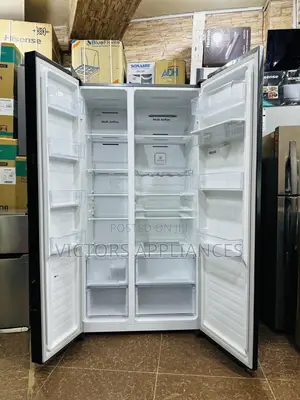 Hisense Side by Side Refrigerator 750L