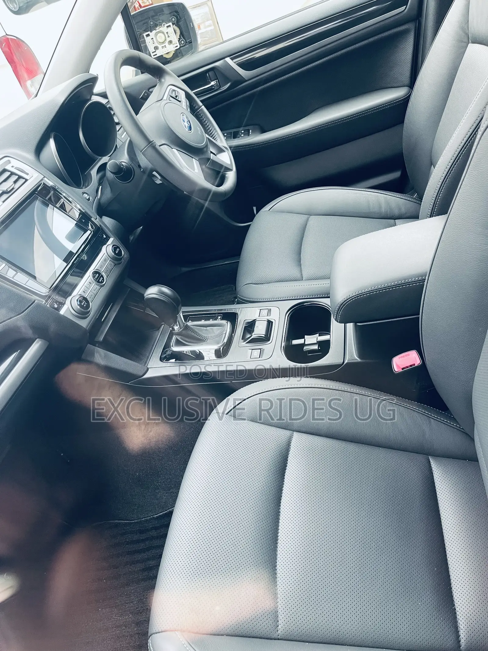 Subaru Outback 2018 Gold
