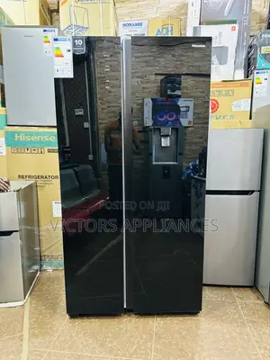 Hisense Side by Side Fridge Black 670l