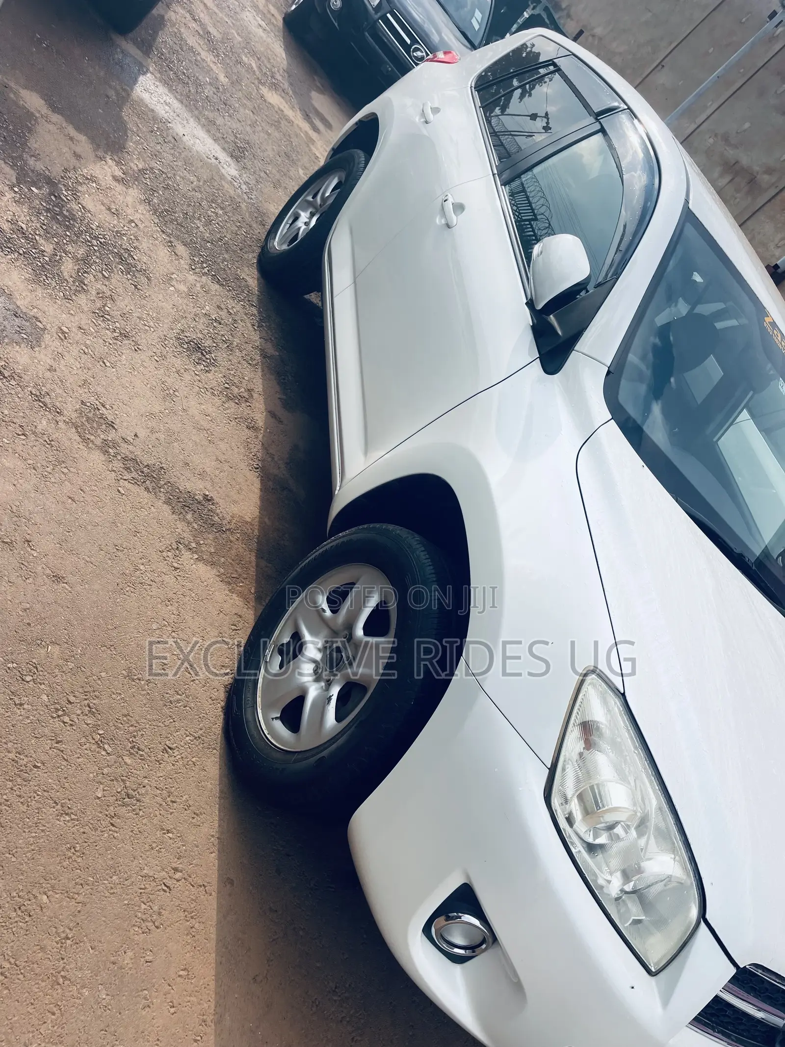 Toyota RAV4 2.5 Limited 4x4 2012 White