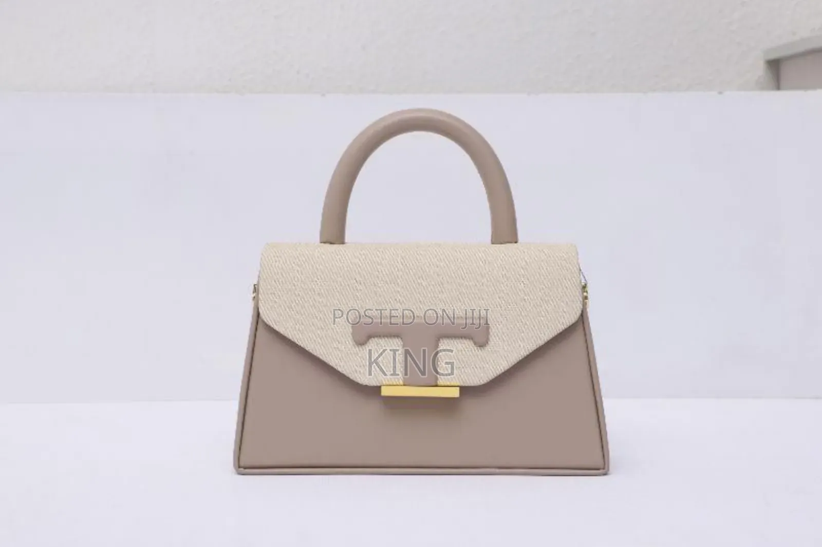 Lux Ladies Handbag. Cream