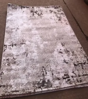 Centre Carpet