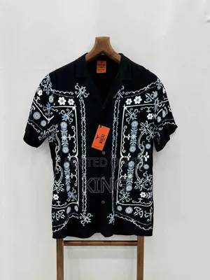Relaxed Fit Shirt With All Over Print