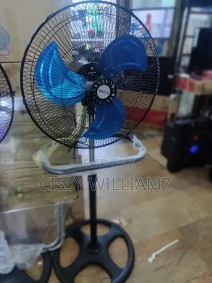 18" Oscillating Adjustable Stand Fan/Ledon 18" Stand Fan