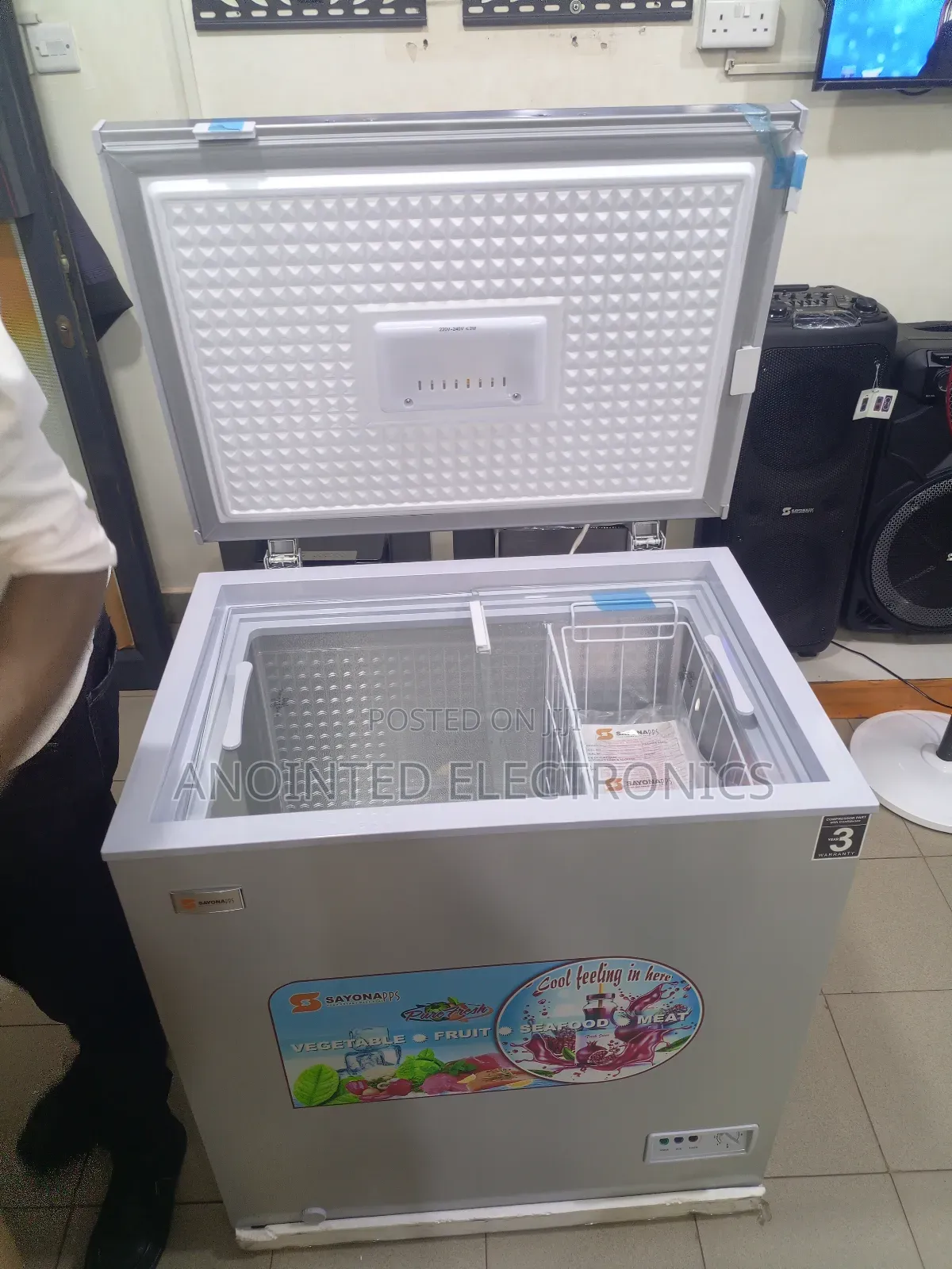 Saint Deep Freezer 200L