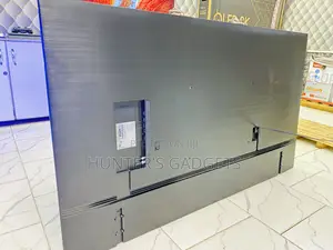 Samsung 65 Inch Smart Uhd Crystal Uhd Brand New Tv