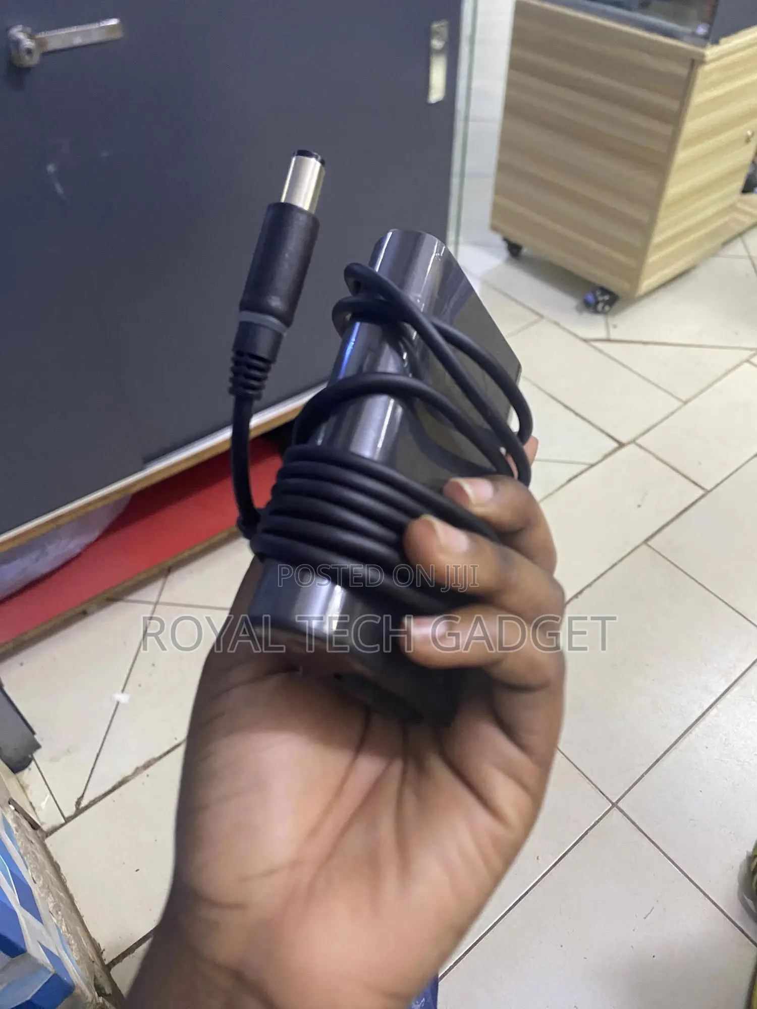 Original Oval Dell Charger, Fast Charger