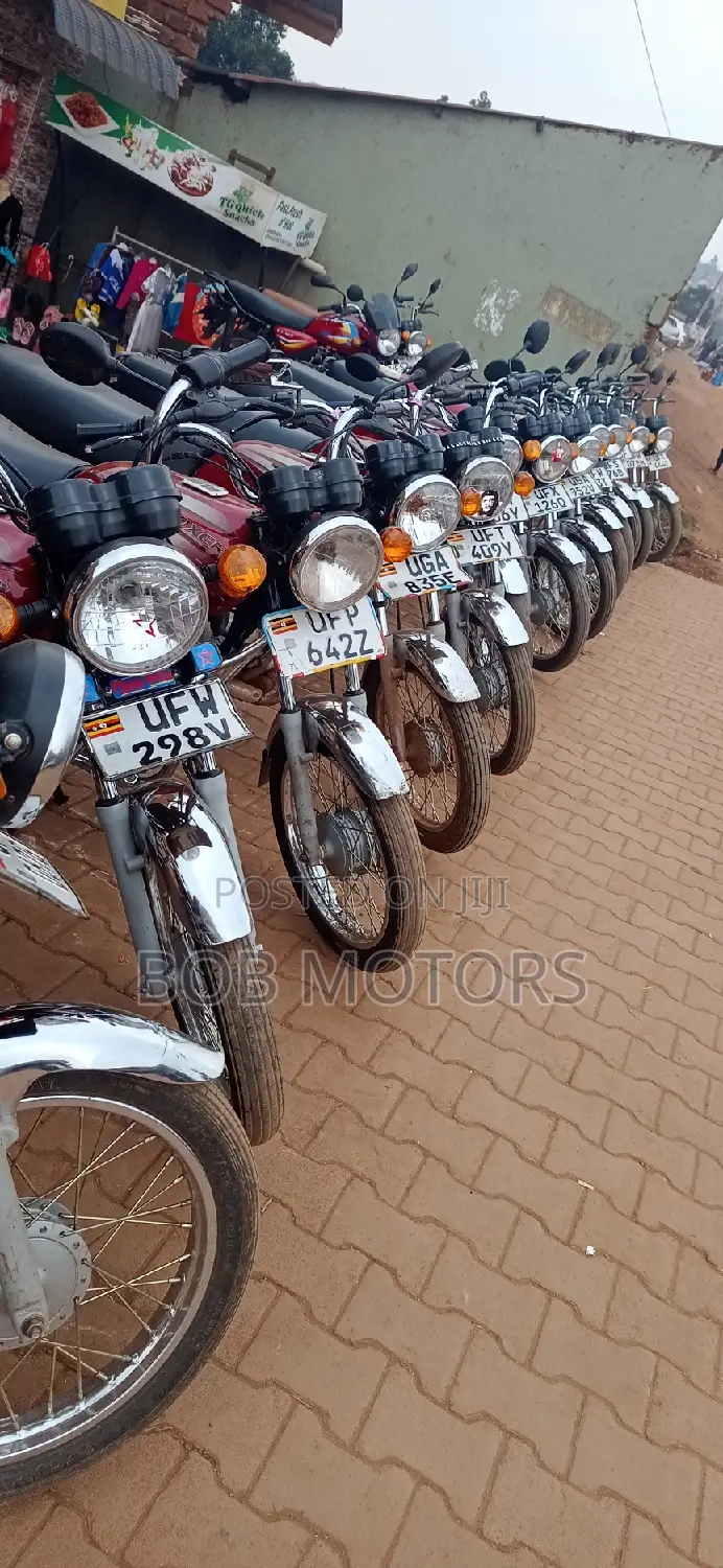 Bajaj Boxer 2021 Red