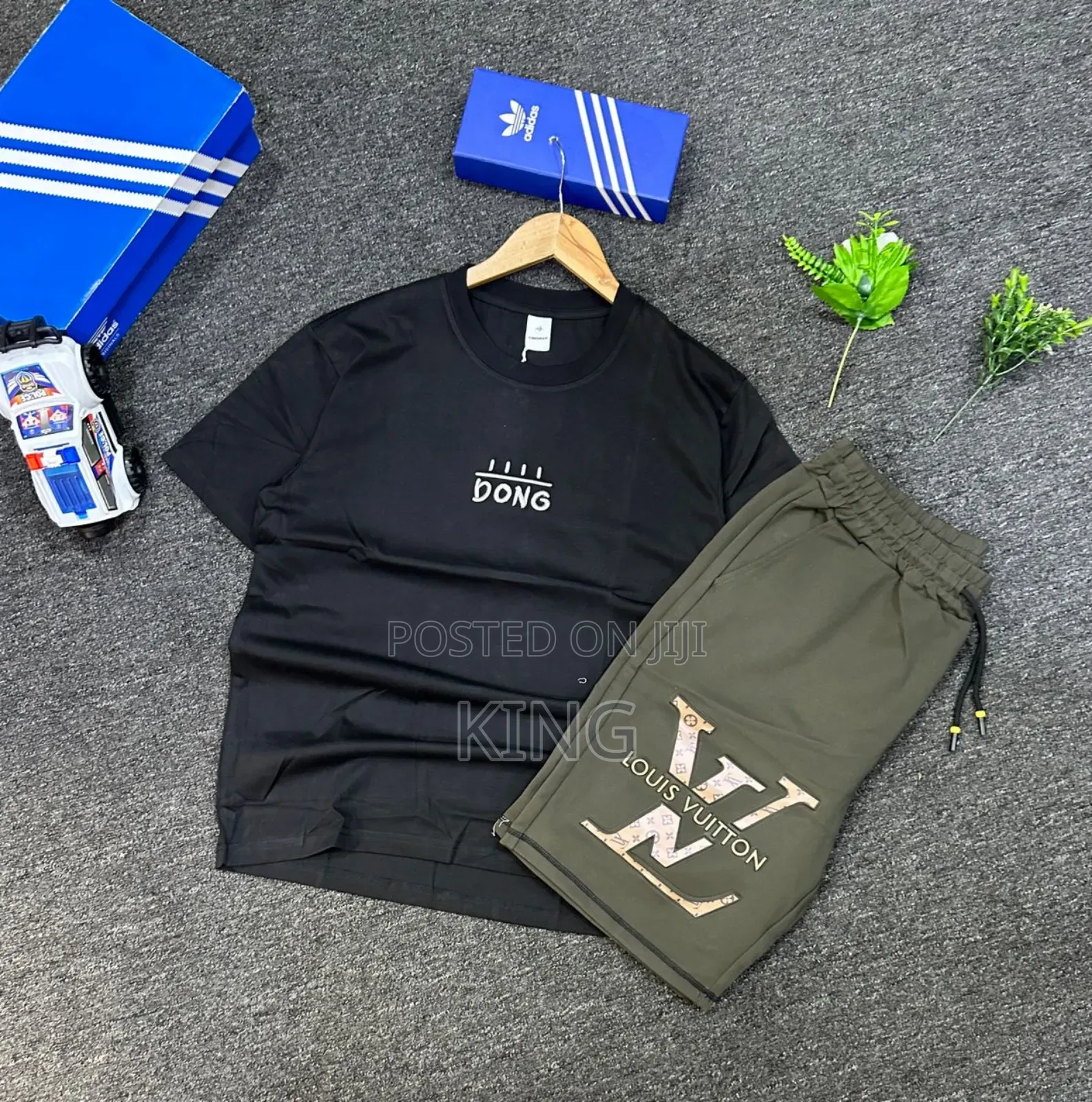 Louise Vuitton Set. Black T-Shirt and Short