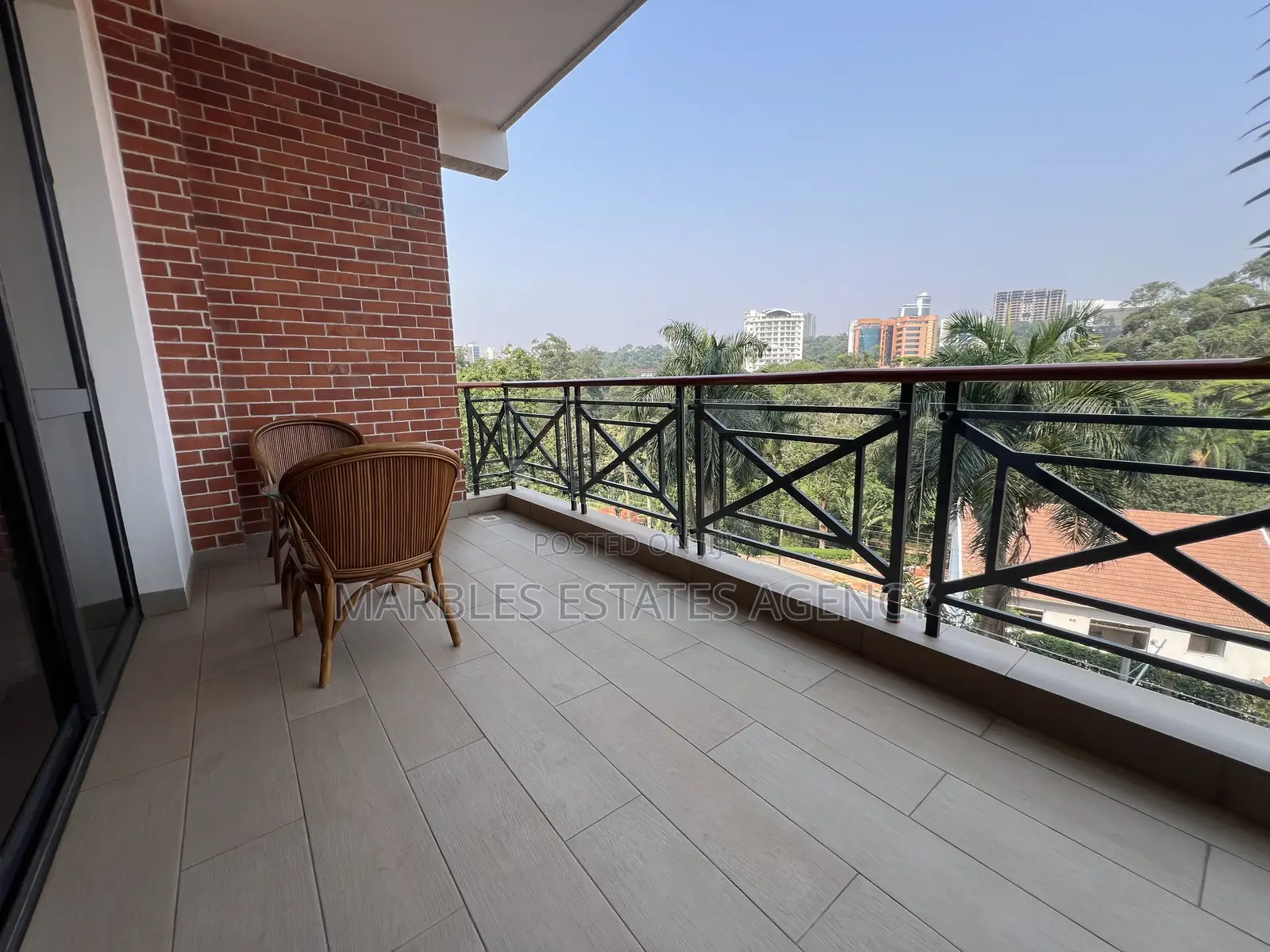 Furnished 4bdrm Apartment in Kololo, Central Division for rent