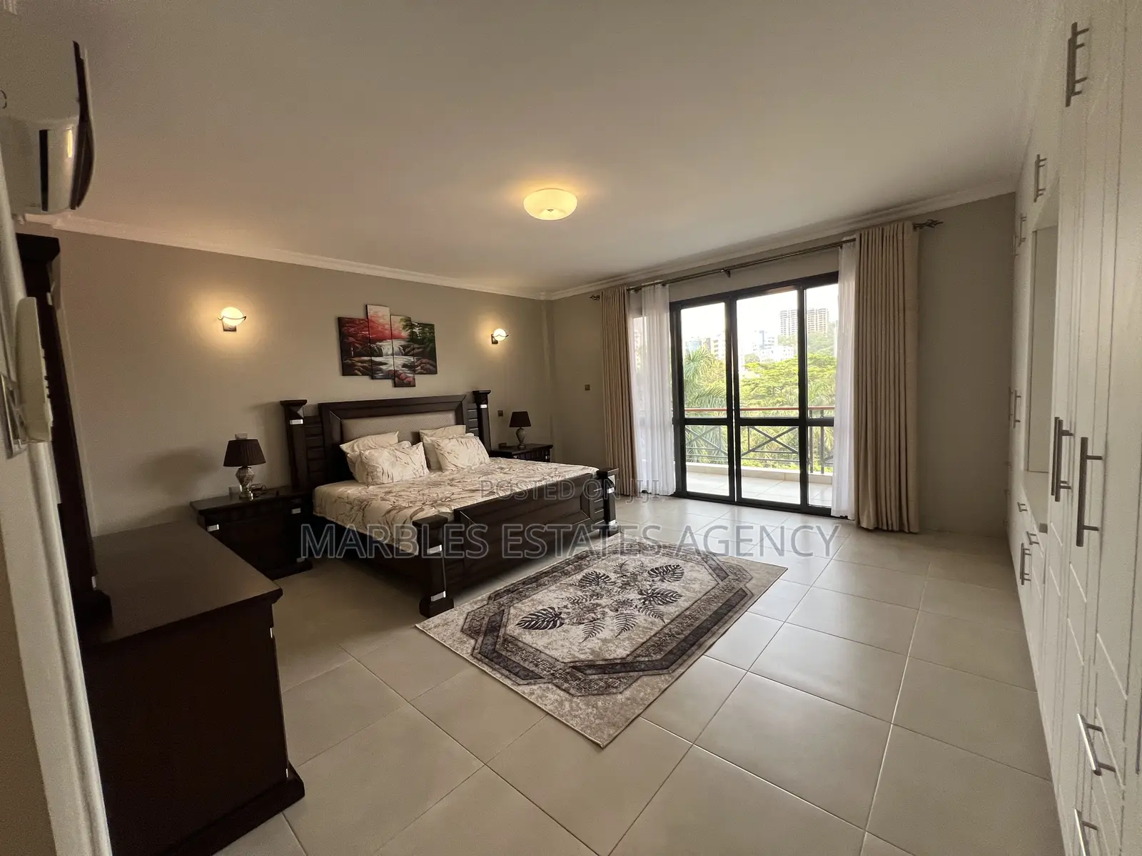 Furnished 4bdrm Apartment in Kololo, Central Division for rent