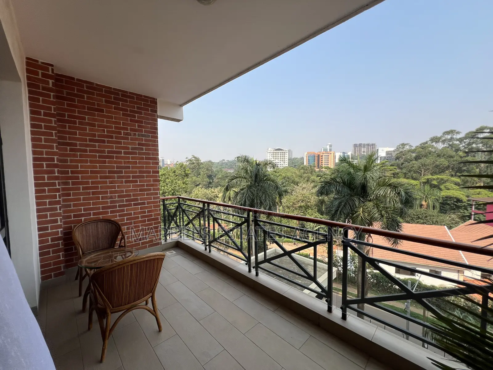 Furnished 4bdrm Apartment in Kololo, Central Division for rent