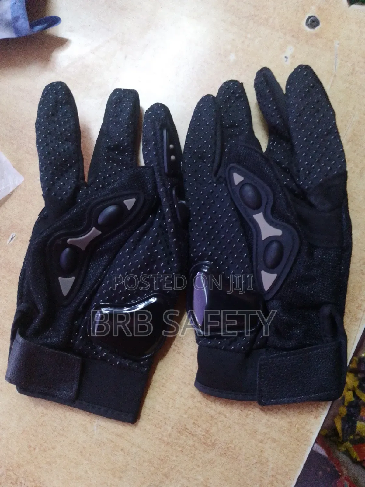 Racing Gloves